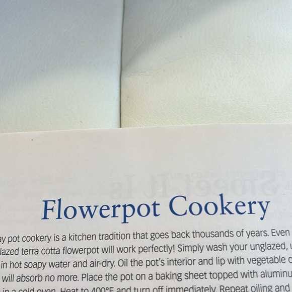 Gift with purchase- Extraordinary uses for ordinary things book - Picture 9 of 11